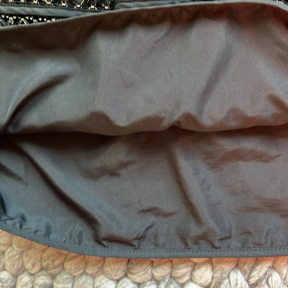 Robbie & Nikki black/metallic gold lace miniskirt - Picture 8 of 9